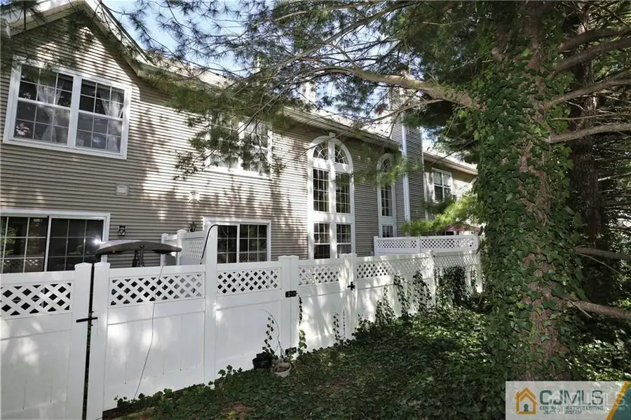 -16 Lee Court #405, Plainsboro, NJ 08536 - #2
