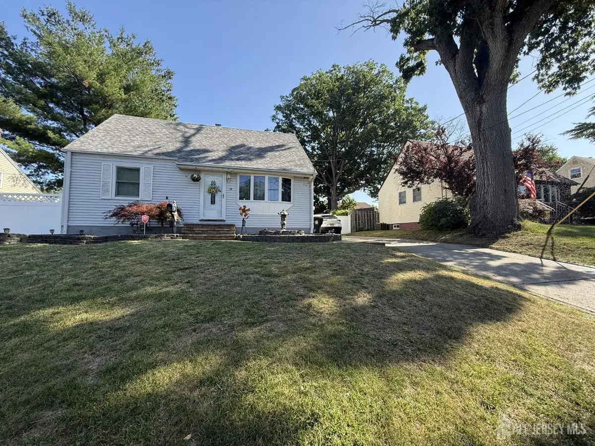-39 Stratford Road, East Brunswick, NJ 08816 - #1