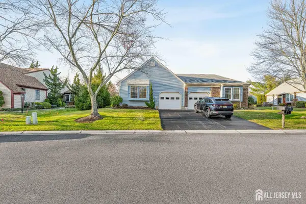 -29-B Hillsborough Drive, Monroe, NJ 08831