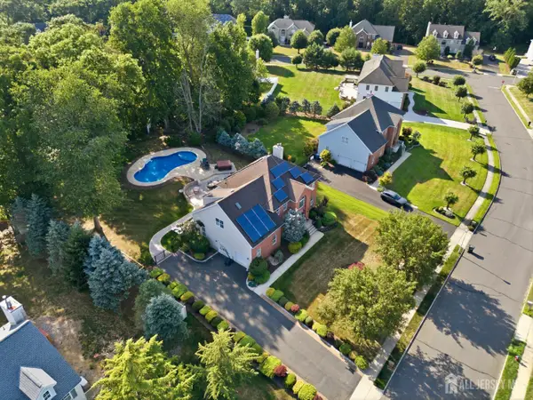 -17 Santa Fe Avenue, Old Bridge, NJ 08857