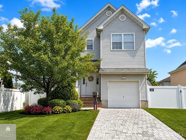 -52 Highland Avenue, Keasbey, NJ 08832