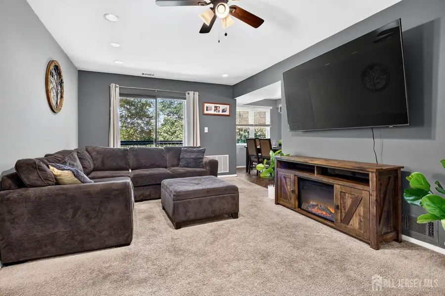 -248 Alpine Way #B, Woodbridge, NJ 07095 - #3