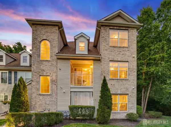 -1054 Morning Glory Drive, Monroe, NJ 08831