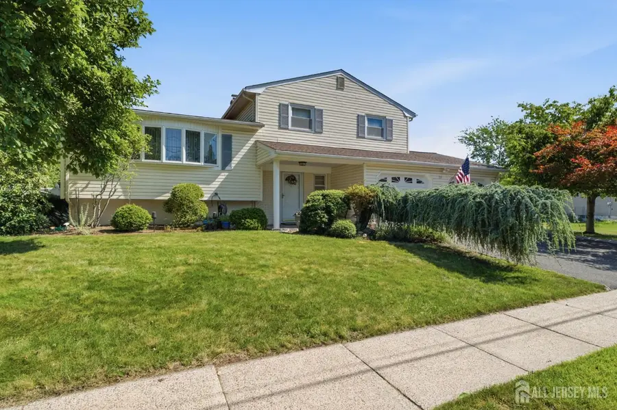 -10 Tyroler Court, Edison, NJ 08820 - #3