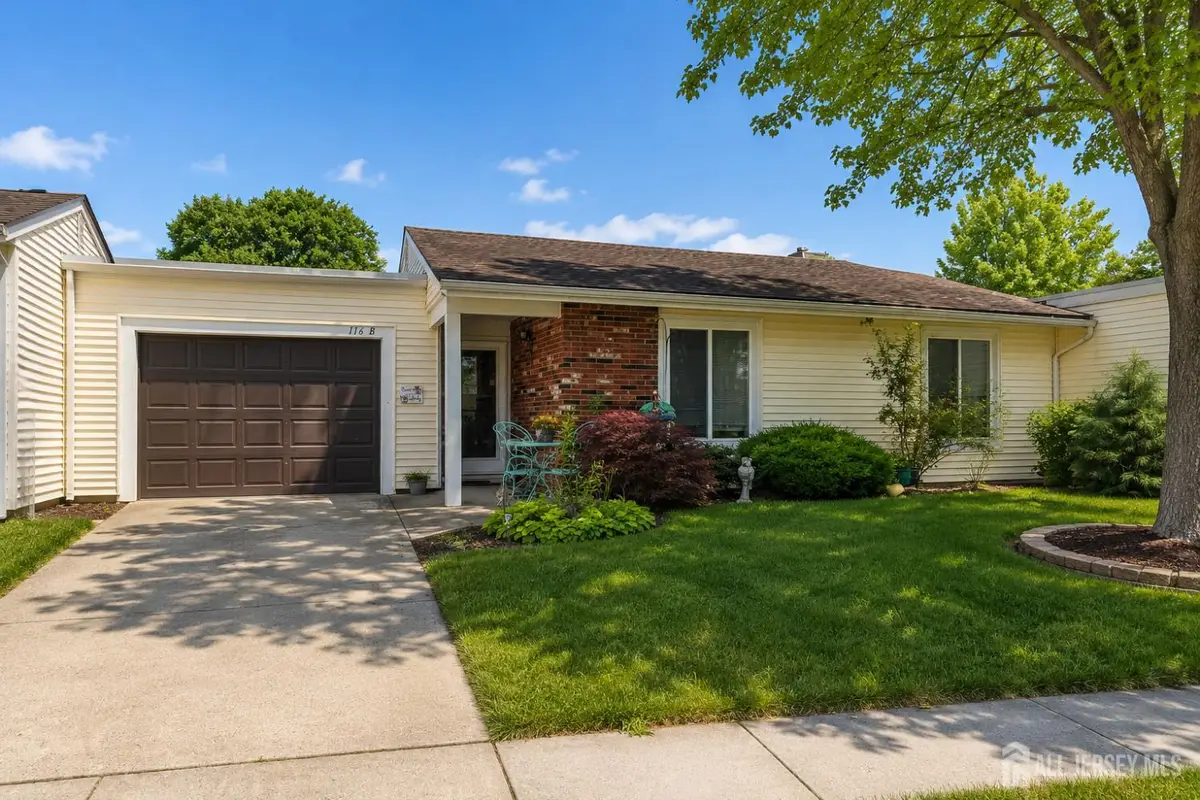-116 Empress Plaza #B, Monroe, NJ 08831 - #1