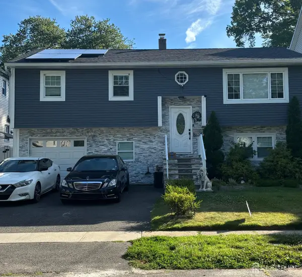 -417 Jefferson Avenue, Dunellen, NJ 08812