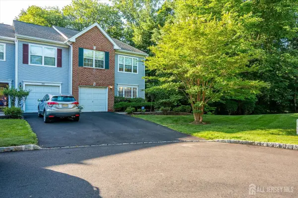 -201 Waldorf Drive, South Brunswick, NJ 08540