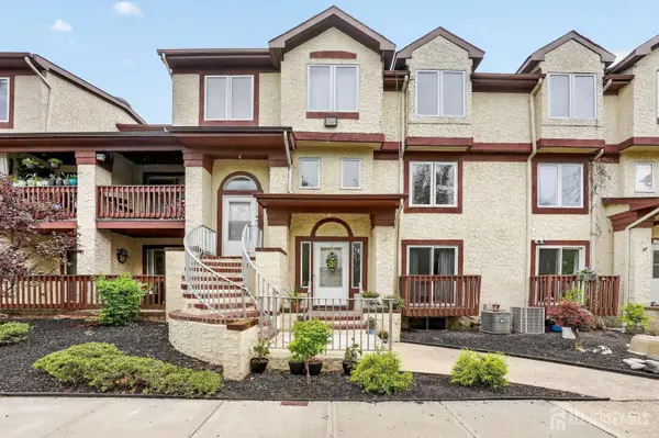 -109 Michaels Court, Woodbridge Proper, NJ 07095