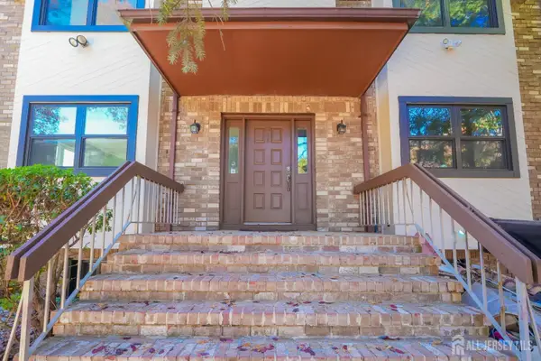 -1308 Merrywood Drive, Edison, NJ 08817