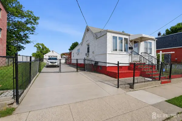 -720 Mary Street, Perth Amboy, NJ 08861