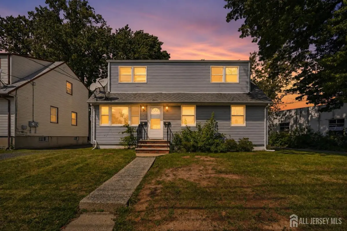 -10 N Washington Avenue N, Colonia, NJ 07067 - #1