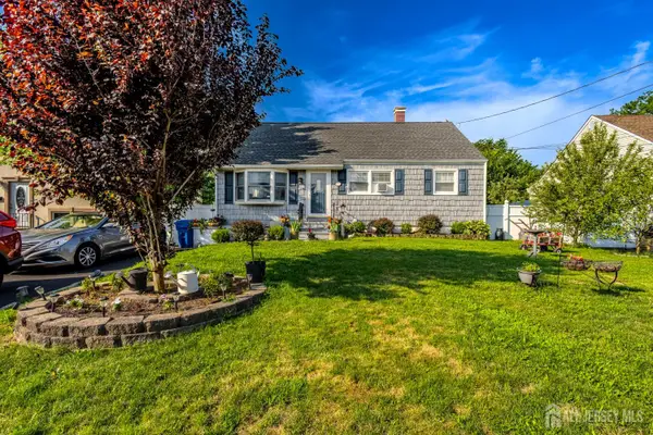 -113 S Mckinley Avenue, Iselin, NJ 08830
