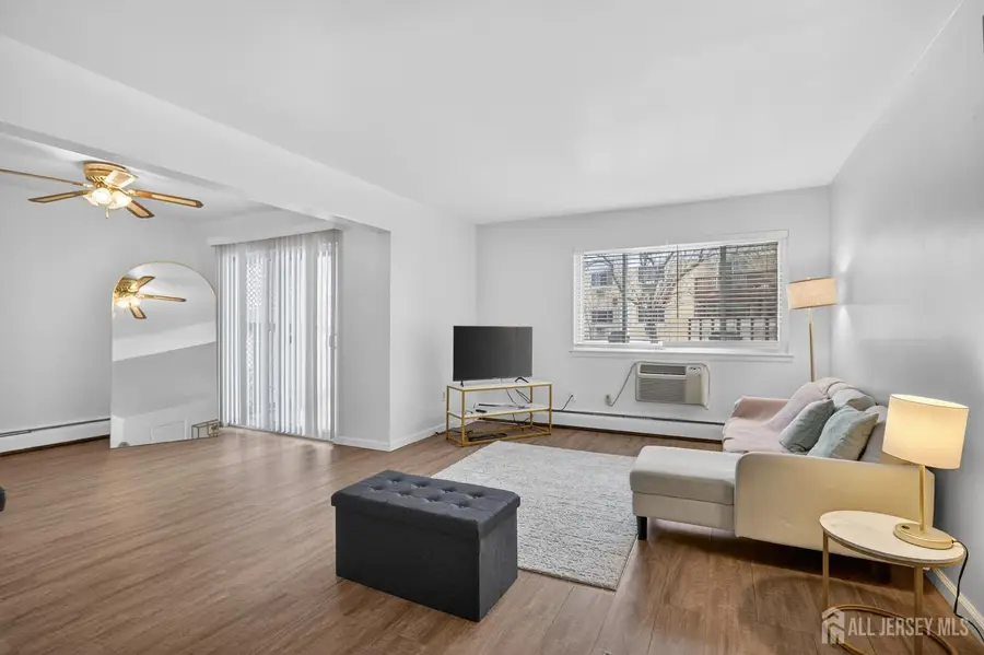 -22 Lake Avenue #5A, East Brunswick, NJ 08816 - #3