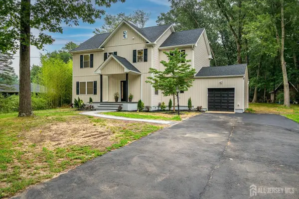 -290 Fresh Ponds Road, South Brunswick, NJ 08852