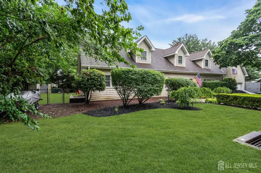 -266 Orchard Avenue, Belford, NJ 07718 - #3