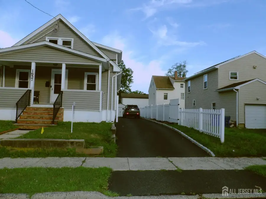 -1657 W 3rd Street, Piscataway, NJ 09954 - #2