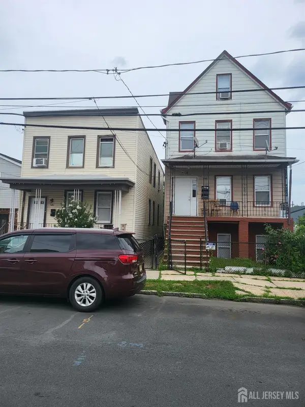 -640 Elizabeth Street, Perth Amboy, NJ 08861