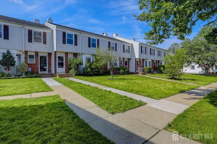 -10 Begonia Court, Sayreville, NJ 08872 - #2