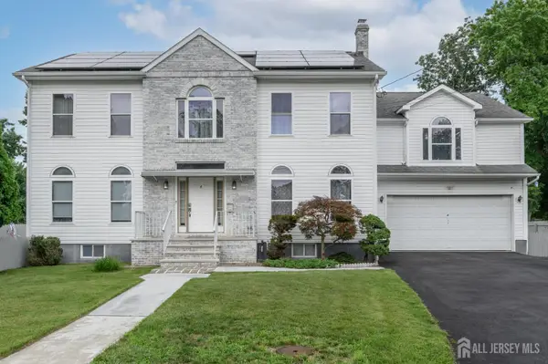 -4 Elm Court, Little Falls, NJ 07424