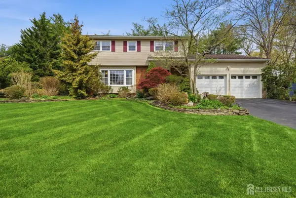 -7 Candle Lane, East Brunswick, NJ 08816