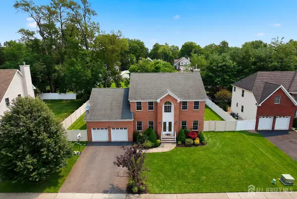 -9 Trista Way, South Plainfield, NJ 07080