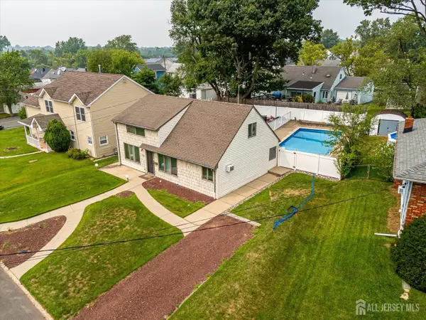 -106 Washington Avenue, Iselin, NJ 08830