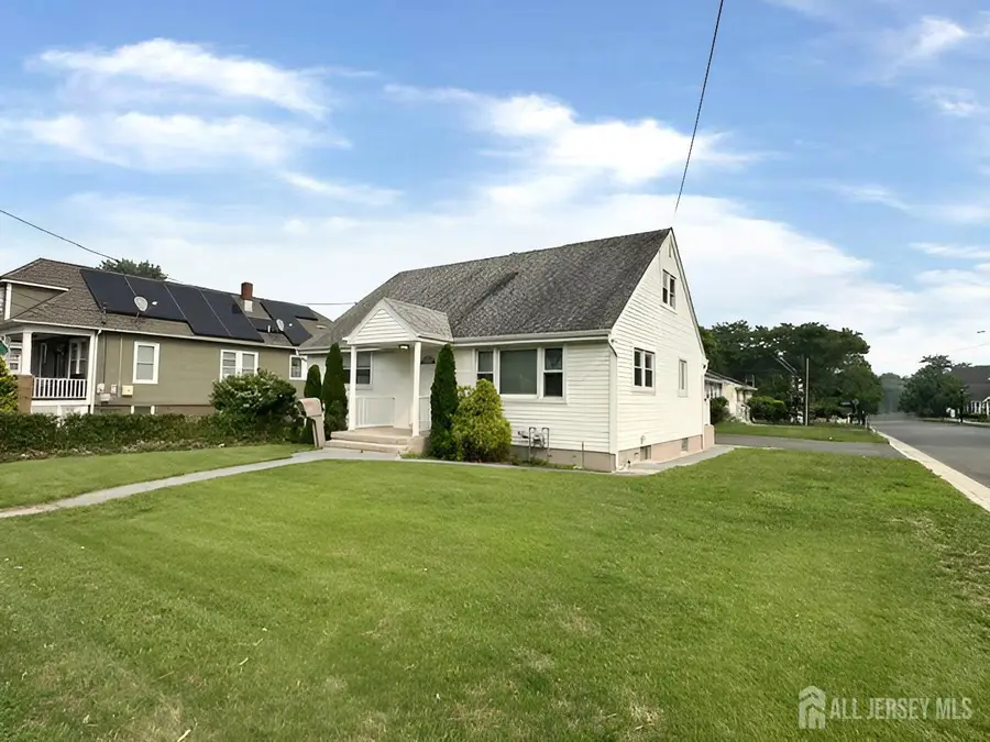 -796 Hamilton Street, East Franklin, NJ 08873 - #3