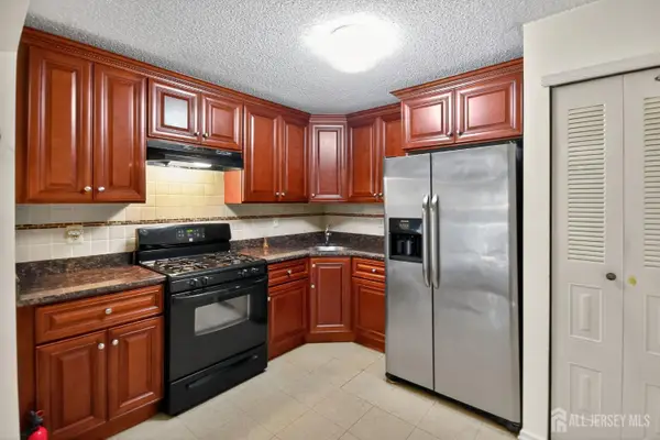 -258 Kempsey Drive, North Brunswick, NJ 08902