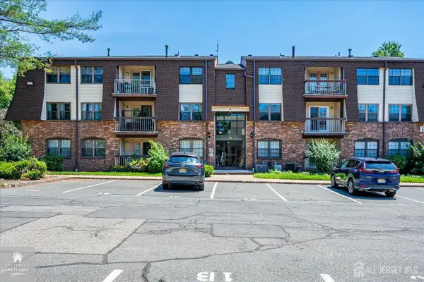 -1111 Green Hollow Drive, Iselin, NJ 08830