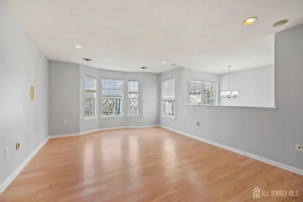 -189 Sunshine Drive, Piscataway, NJ 08854