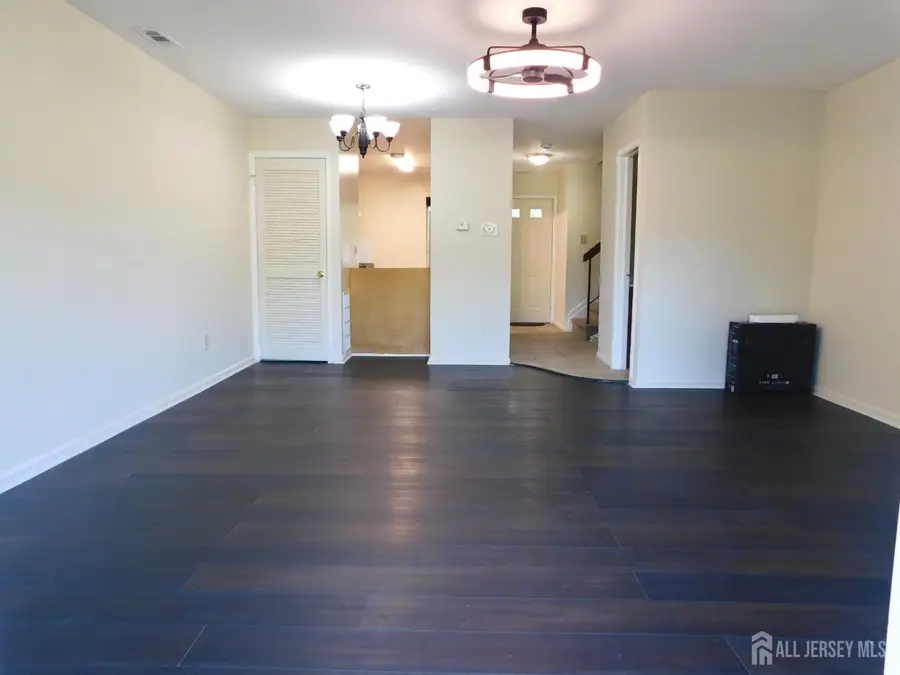 -66 Chatham Court, East Windsor, NJ 08520 - #3