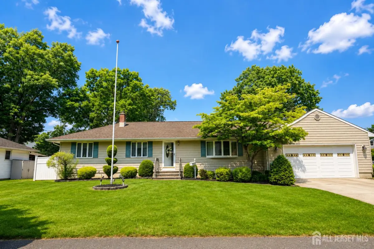 -16 Ivy Place, Monroe, NJ 08831 - #1