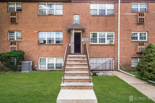 -299 College Drive, Edison, NJ 08817