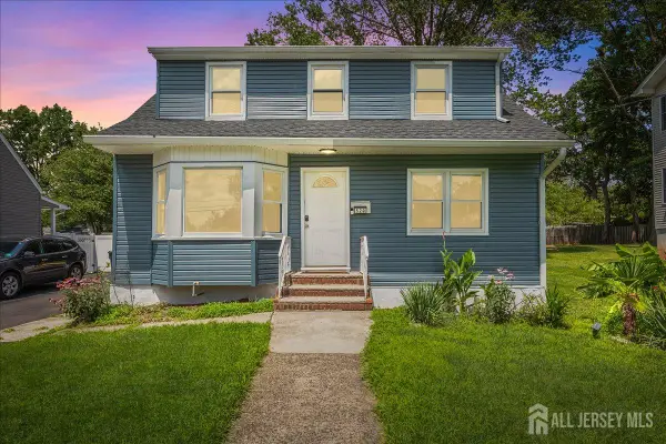 -520 Huntington Avenue, Plainfield, NJ 07060