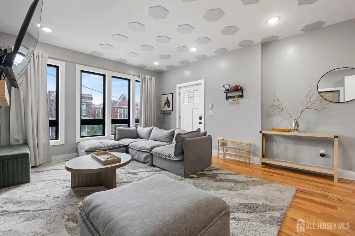 -246 Clinton Avenue #1, Jersey City, NJ 07304 - #1