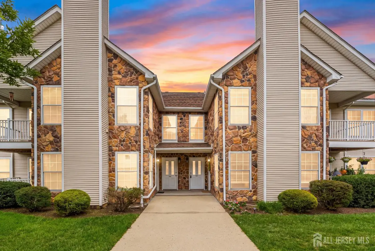 -127 Chariot Court, Piscataway, NJ 08854 - #1