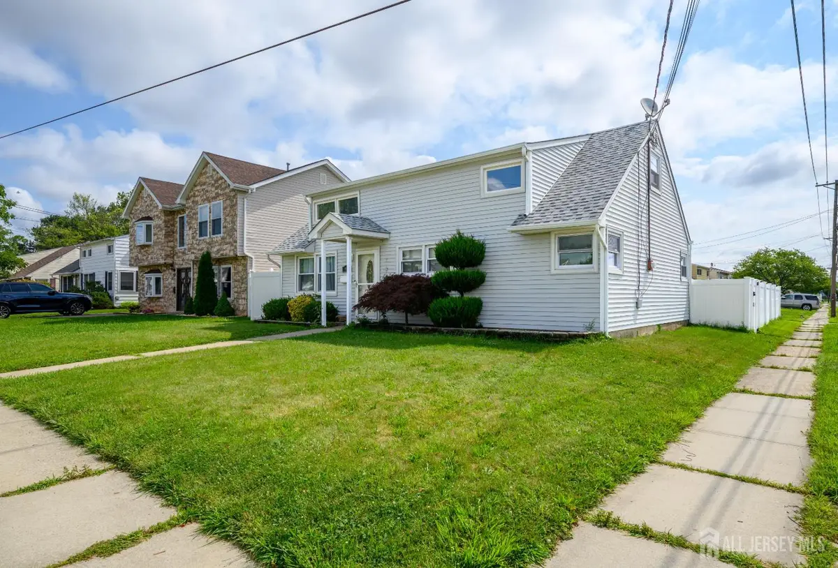 -98 Daniel Street, Carteret, NJ 07008 - #1
