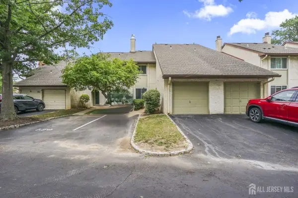 -95 Thoreau Drive, Plainsboro, NJ 08536