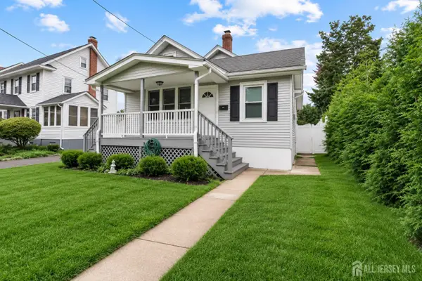 -179 Decker Place, Woodbridge Proper, NJ 07095