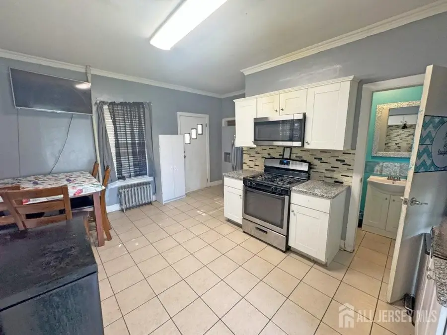 -138 Washington Road, Sayreville, NJ 08872 - #3