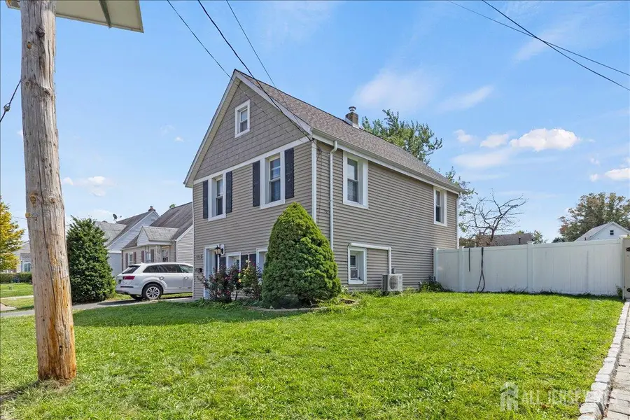 -199 Grove Avenue, Woodbridge, NJ 07095 - #3