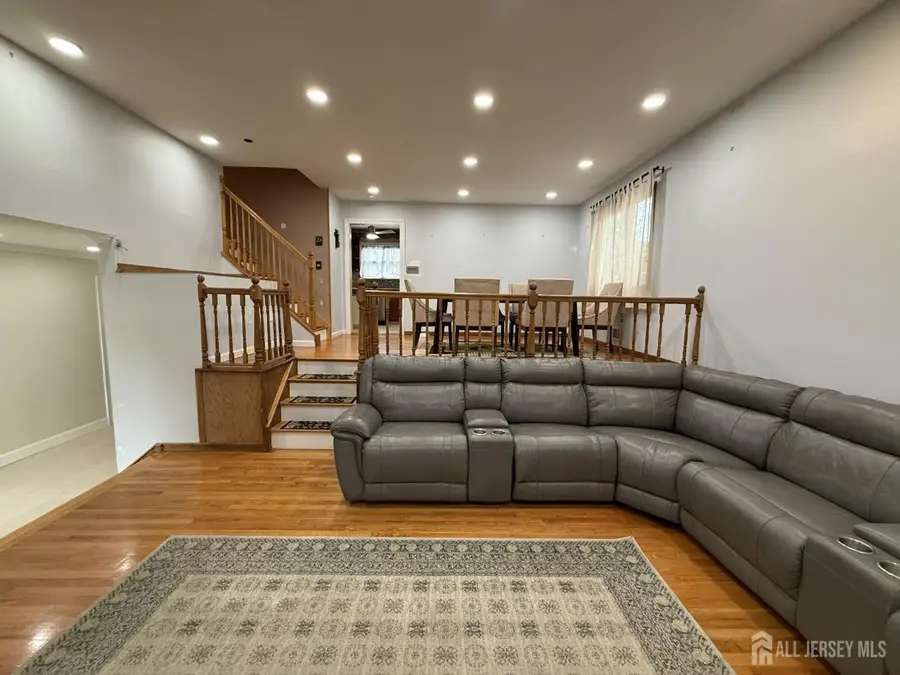 -2 Elaine Court, Old Bridge, NJ 08857 - #3