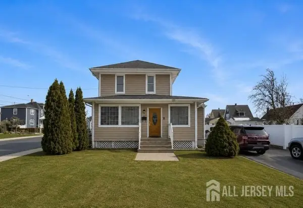 -54 E Pennsylvania Avenue, Avenel, NJ 07001