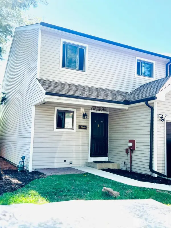 -1 Lily Court, Edison, NJ 08820