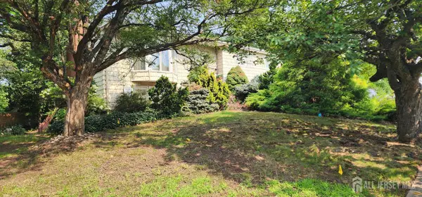-9 Wellington Road, East Brunswick, NJ 08816