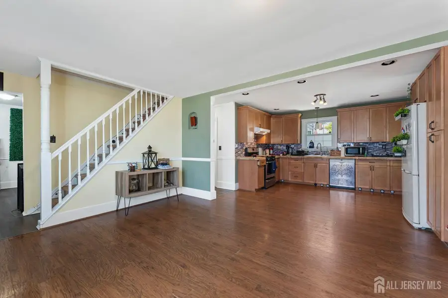 -196 Gabriel Terrace, South Amboy, NJ 08879 - #3