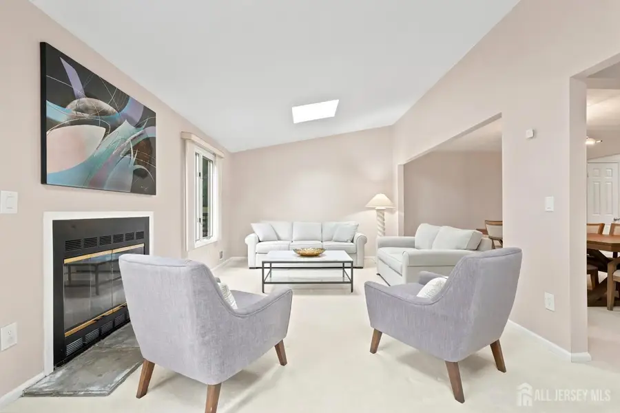 -137 Redpine Loop, Old Bridge, NJ 08857 - #3