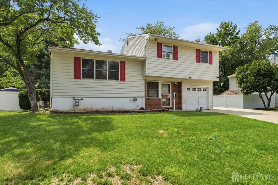 -21 S Heathcote Avenue S, Edison, NJ 08817 - #3
