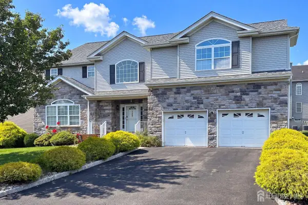 -77 Timberhill Drive, Franklin Twsp, NJ 08823