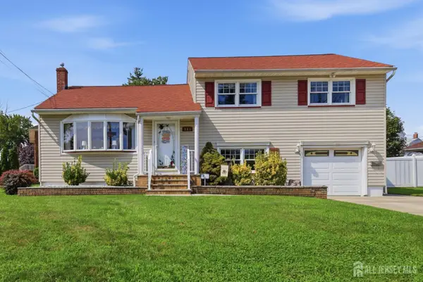 -381 Carteret Avenue, Carteret, NJ 07008